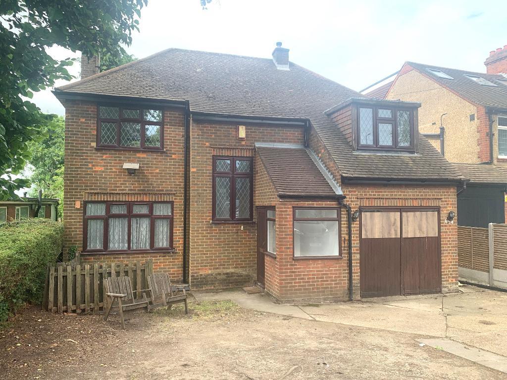 Dunstable Road, Challney Area, Luton, Bedfordshire, LU4 8SE