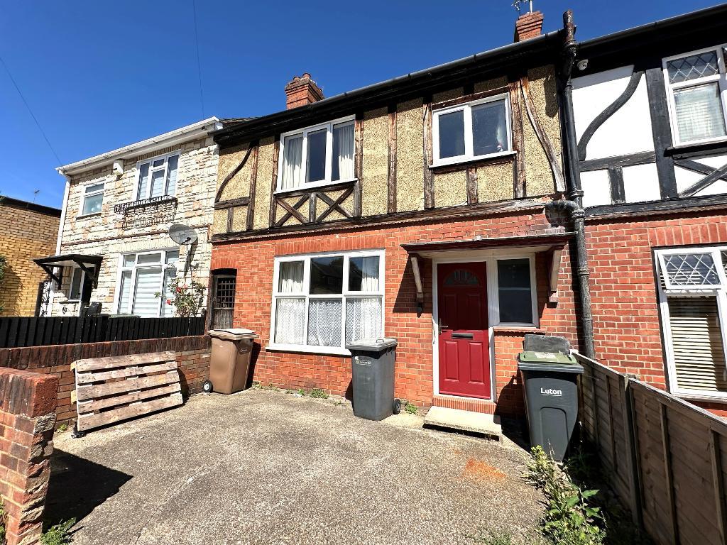 Seymour Avenue, South Luton, Luton, Bedfordshire, LU1 3NR