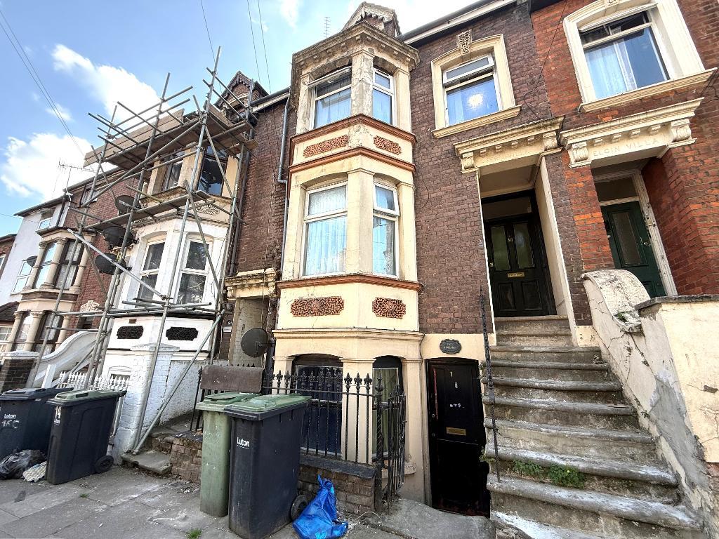 Napier Road, Town Centre, Luton, Bedfordshire, LU1 1RF